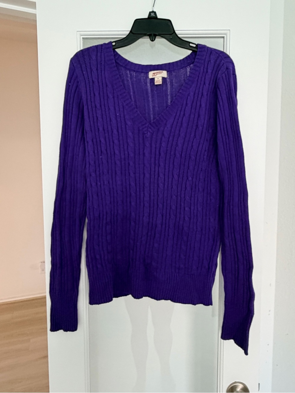 Cable Knit V-Neck Sweater - Purple